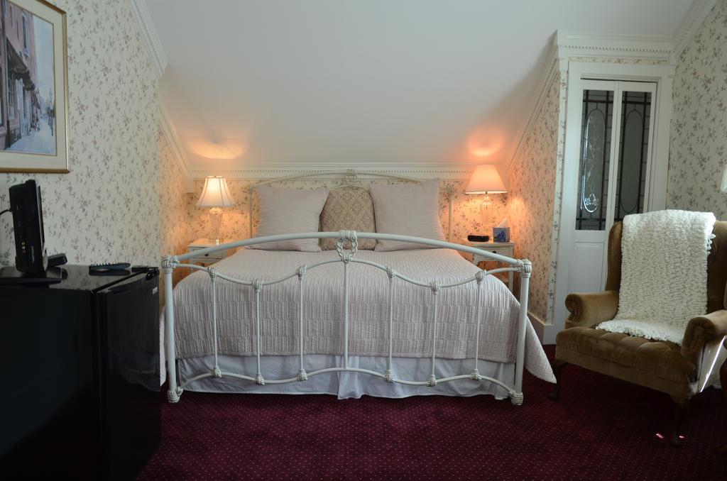 Victoria Inn ハンプトン エクステリア 写真